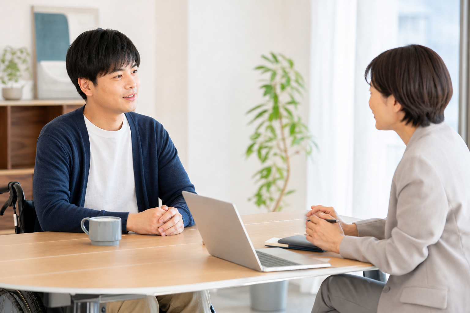 障害者雇用の転職相談で希望条件と配慮事項を整理するイメージ